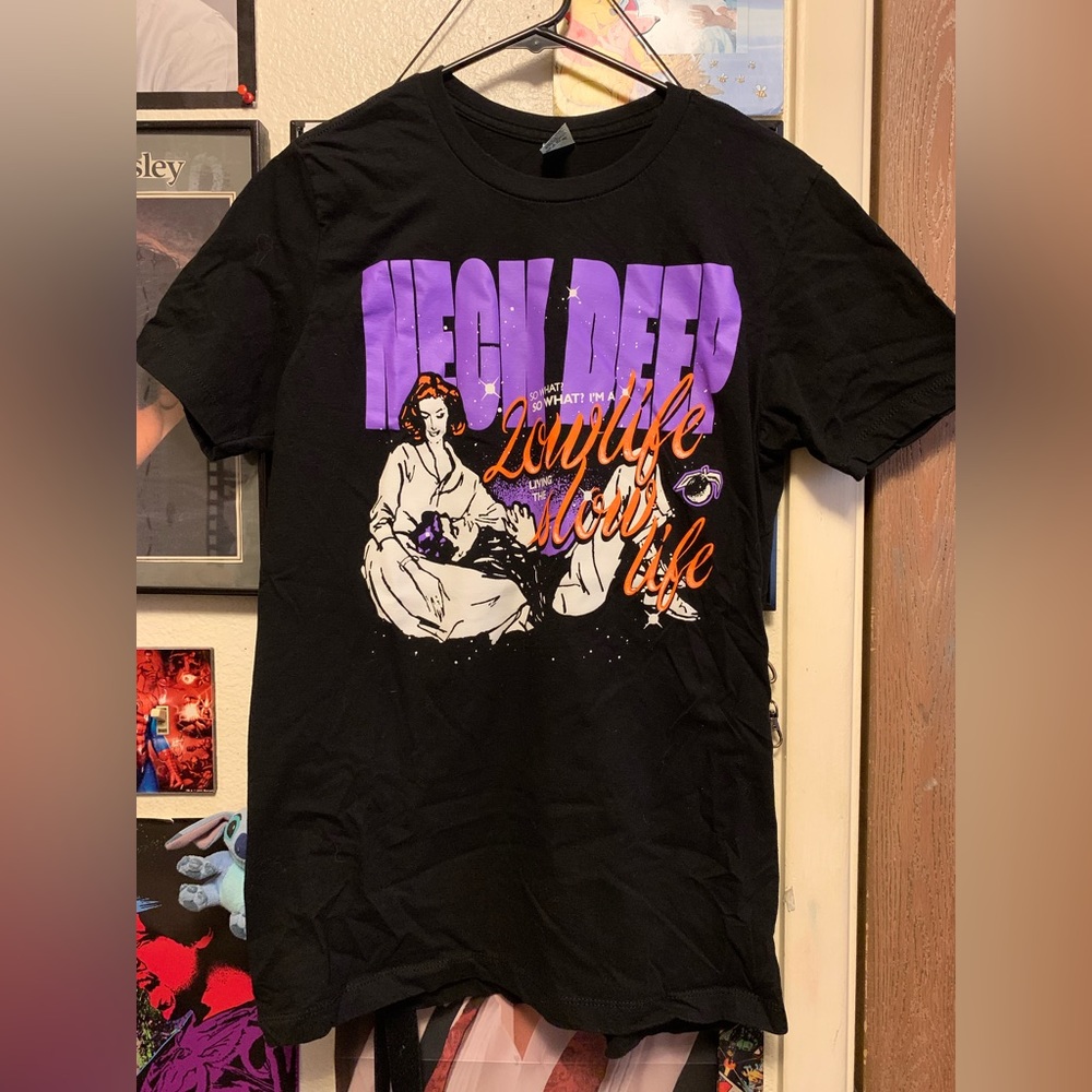 Neck Deep T-shirt